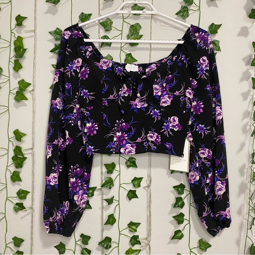 Cropped floral long sleeve